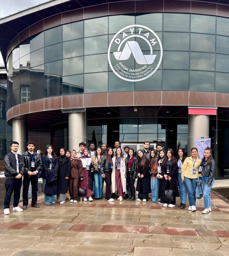 Sağlık Hizmetleri MYO / Tıbbi Laboratuvar Teknikleri Programı Öğrencilerimiz 3. Ulusal Moleküler Biyoloji ve Genetik…
